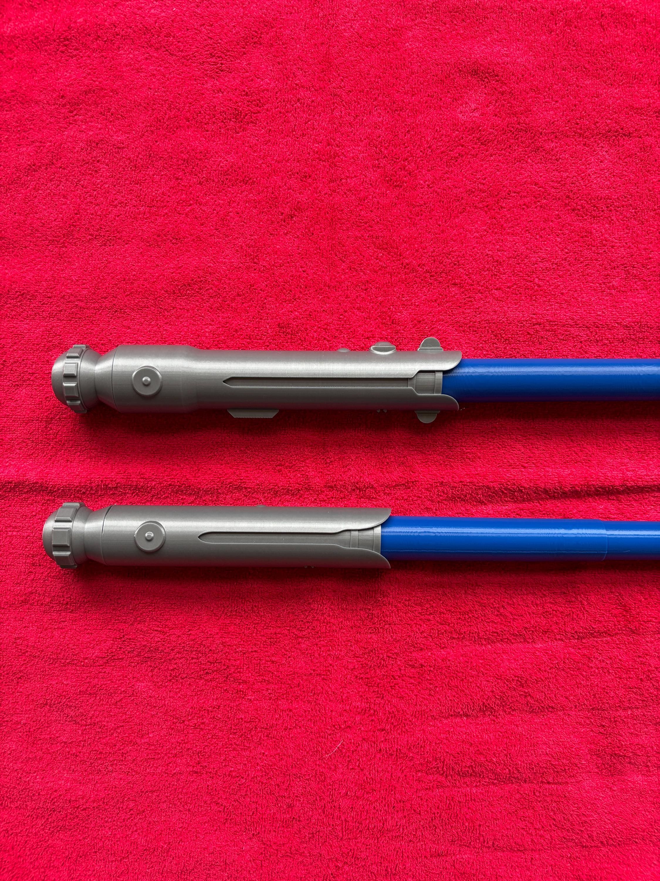 3D Printed Ahsoka's Lightsabers Prop With Extendable Blades